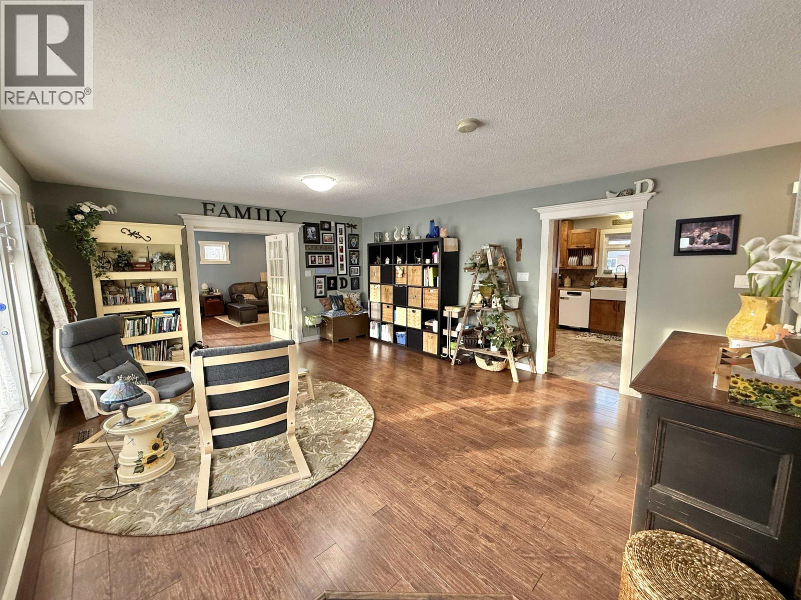 1702 CYPRESS ROAD, Quesnel