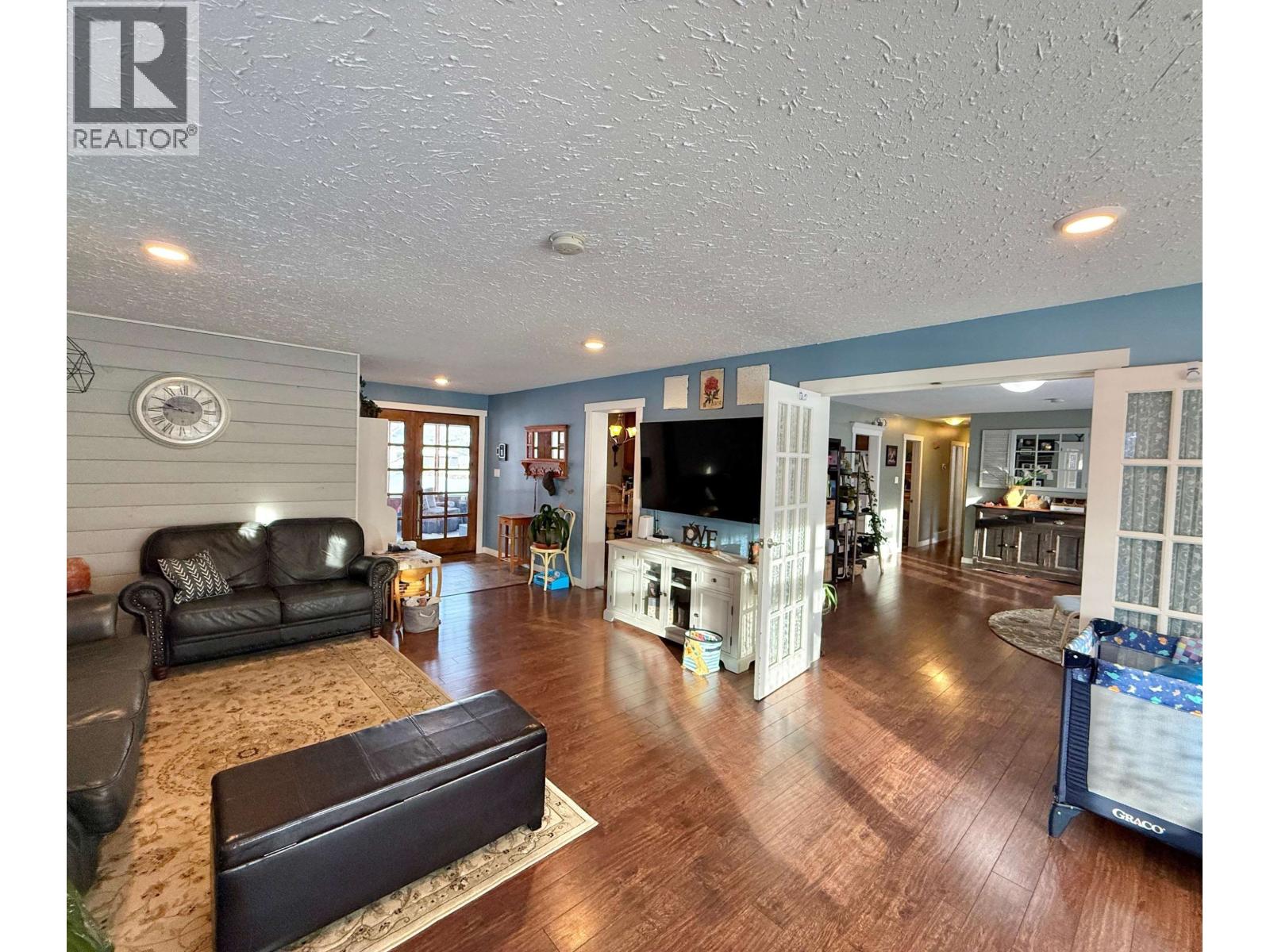 1702 CYPRESS ROAD, Quesnel