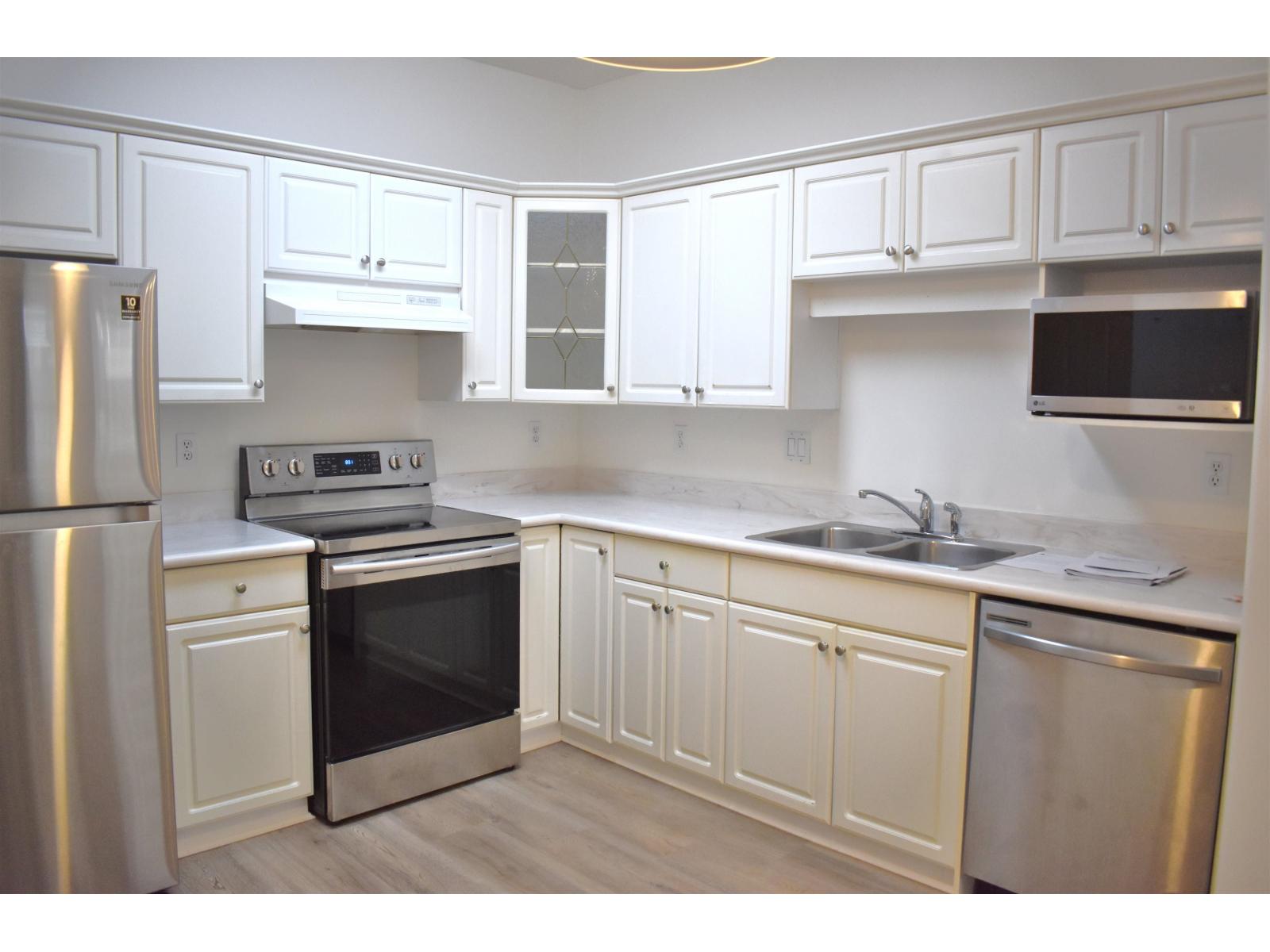 105 45775 SPADINA AVENUE, Chilliwack Downtown, Chilliwack