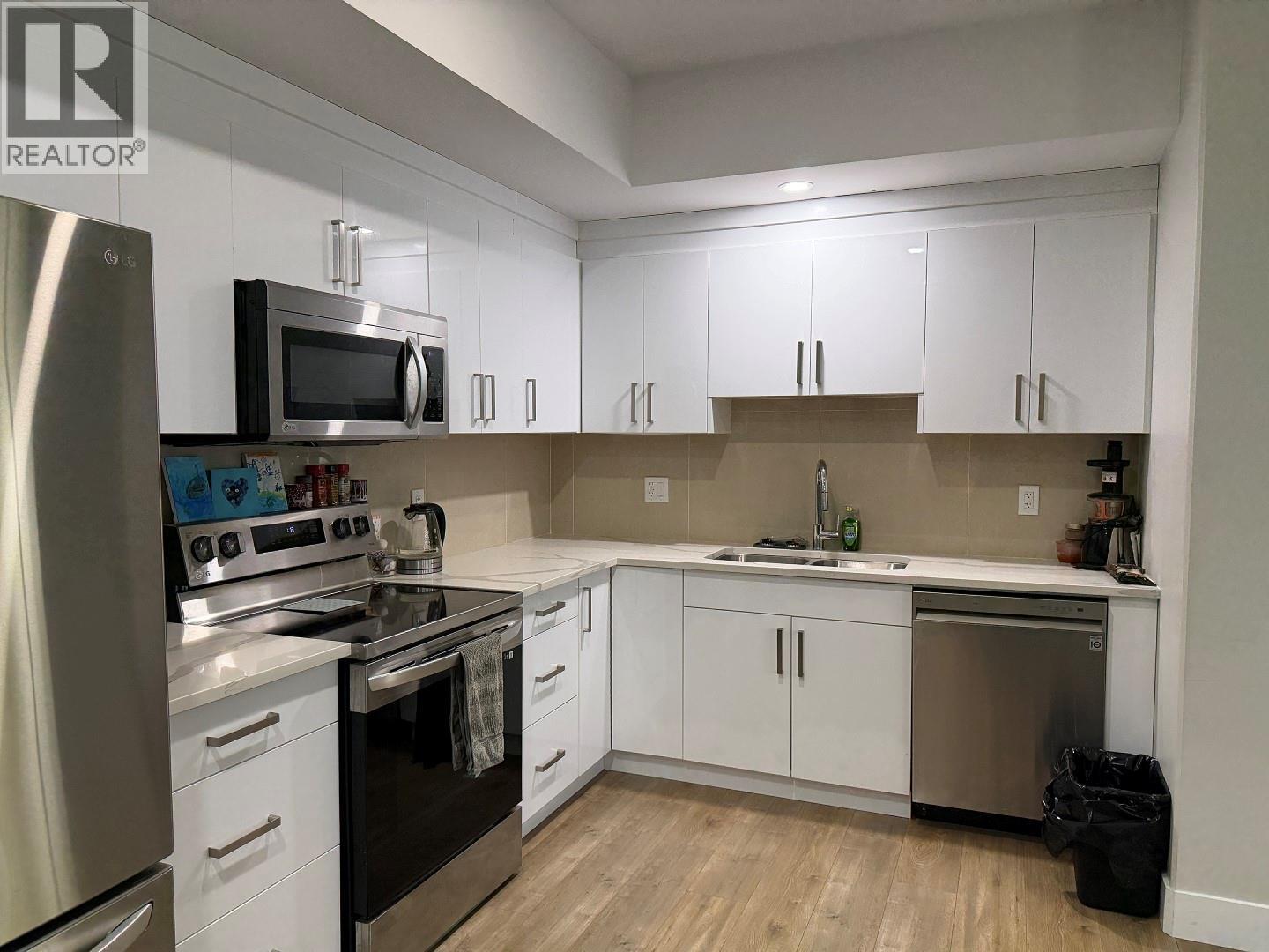  1135 Loseth Drive, Kelowna