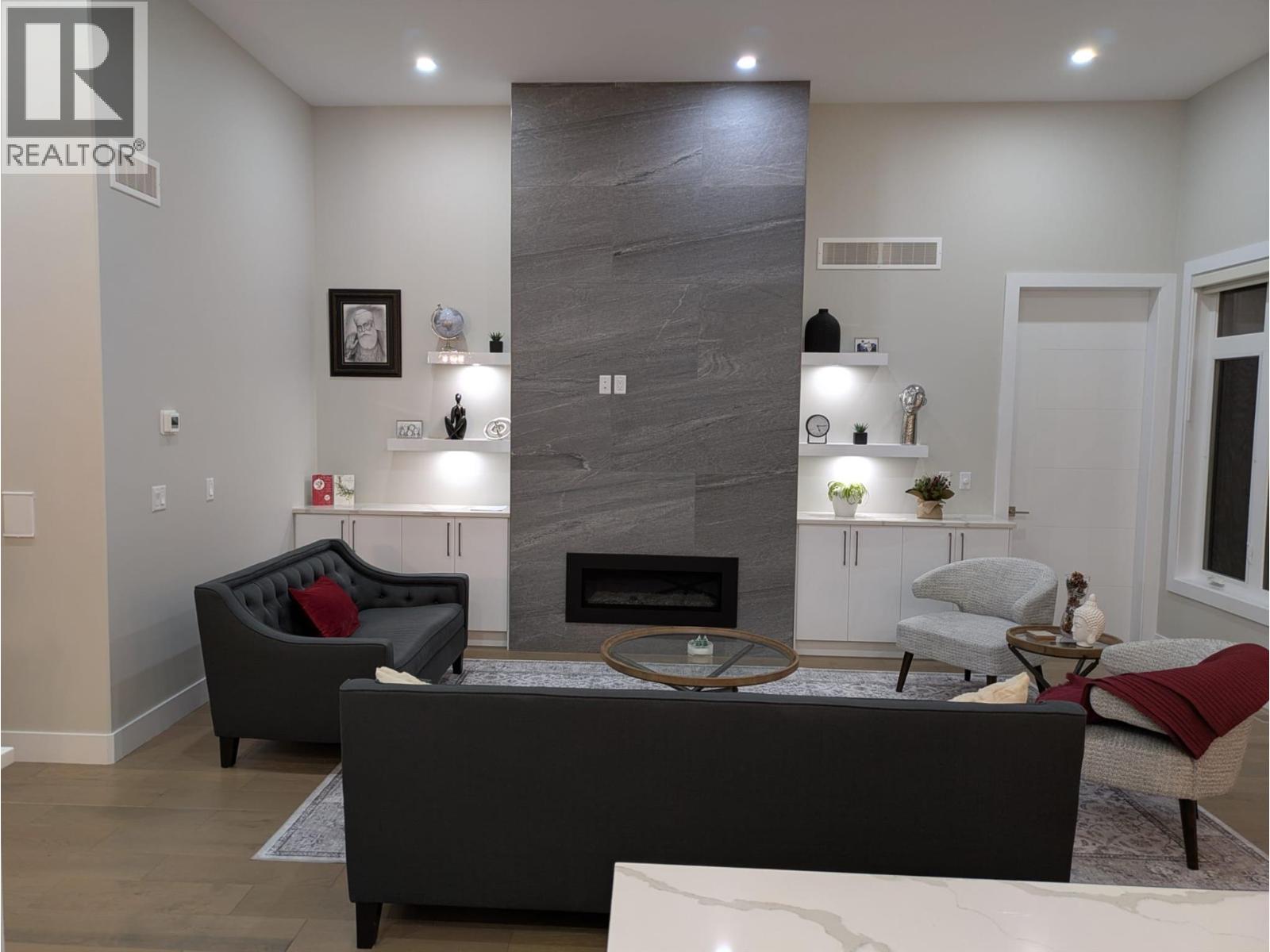  1135 Loseth Drive, Kelowna