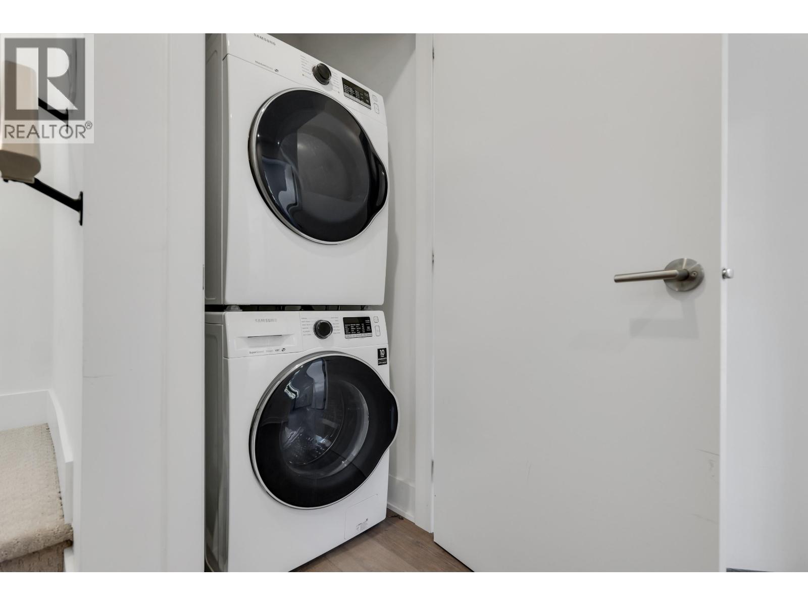 207 37808 THIRD AVENUE, Squamish