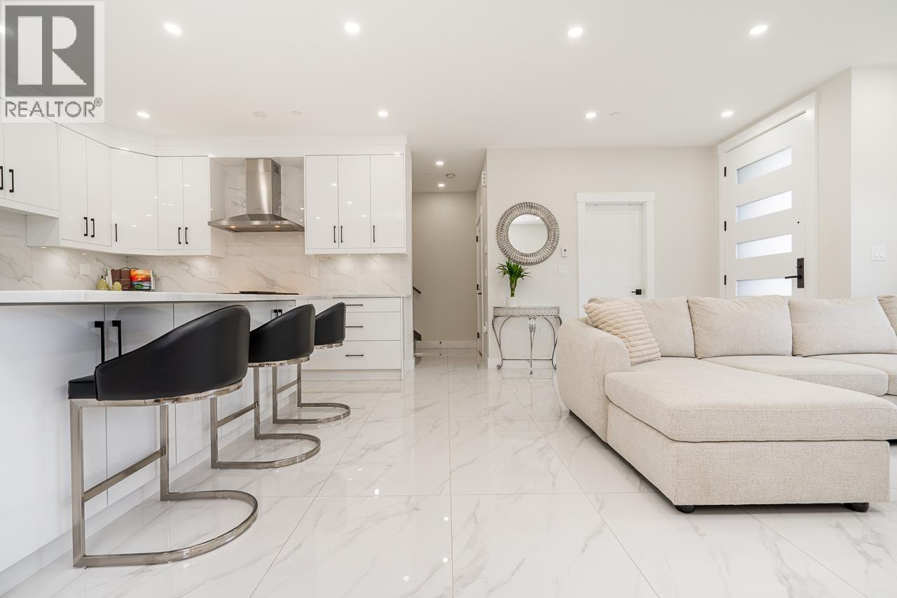 3080 OXFORD STREET, Coquitlam