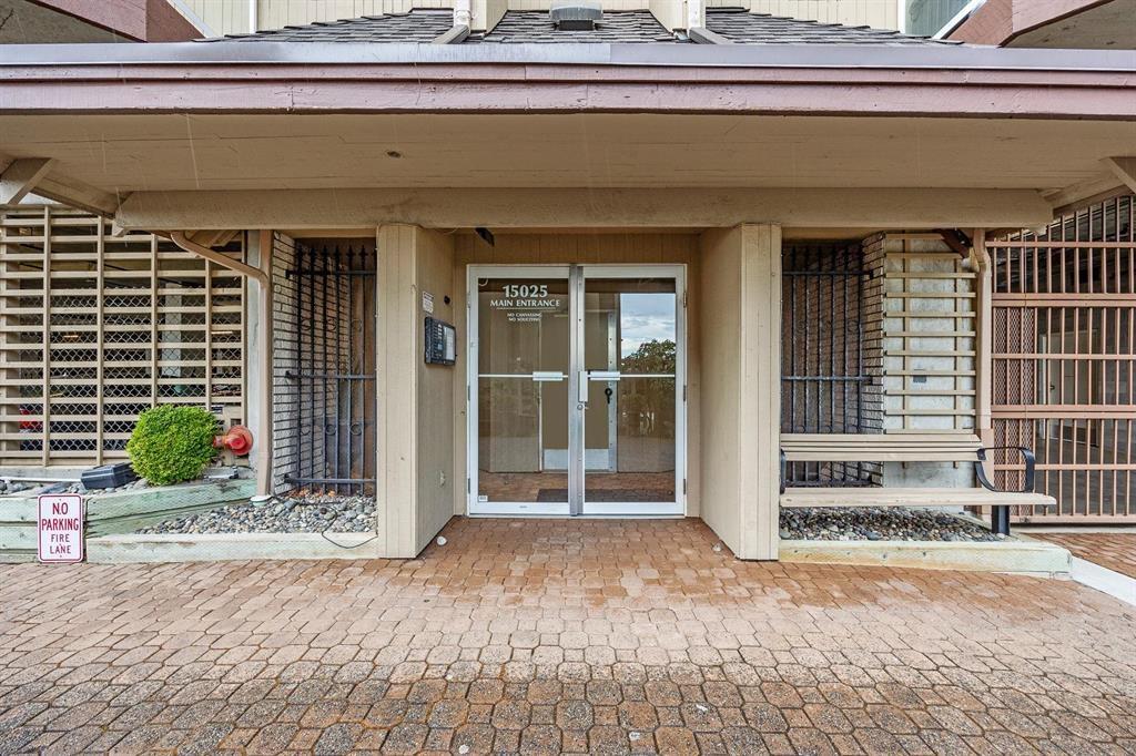 102 15025 VICTORIA AVENUE, White Rock