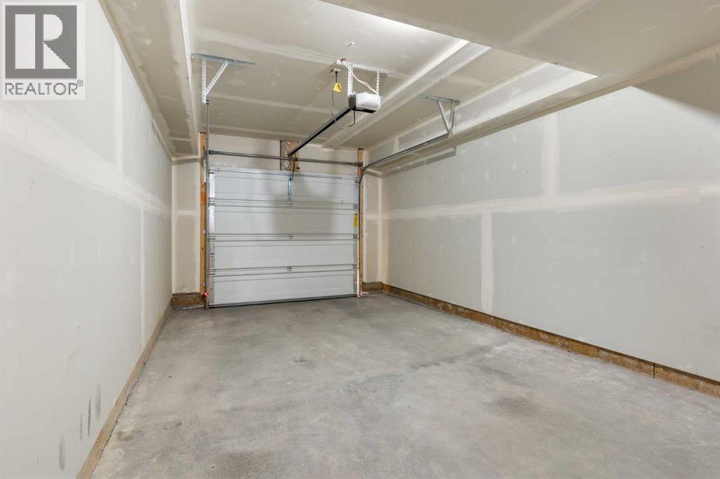 24 Rivercrest Drive, Cochrane