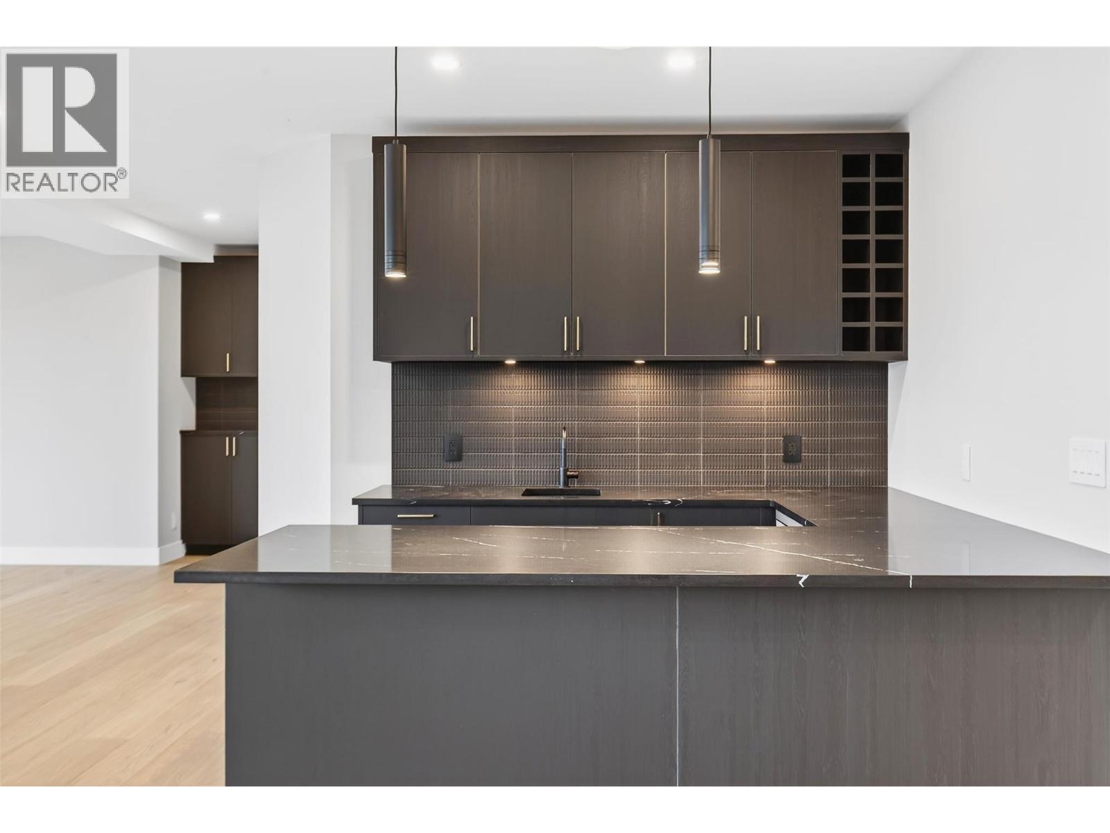 2235 Thacker Drive, West Kelowna