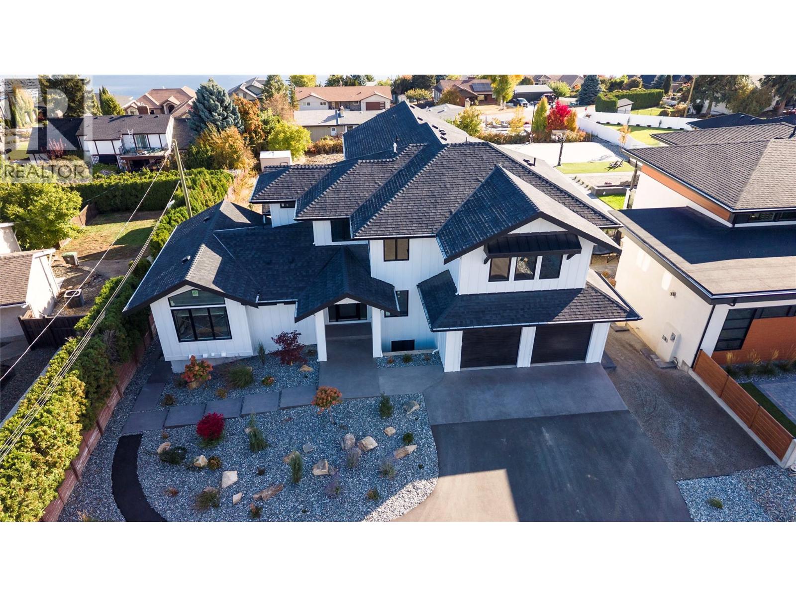 2235 Thacker Drive, West Kelowna
