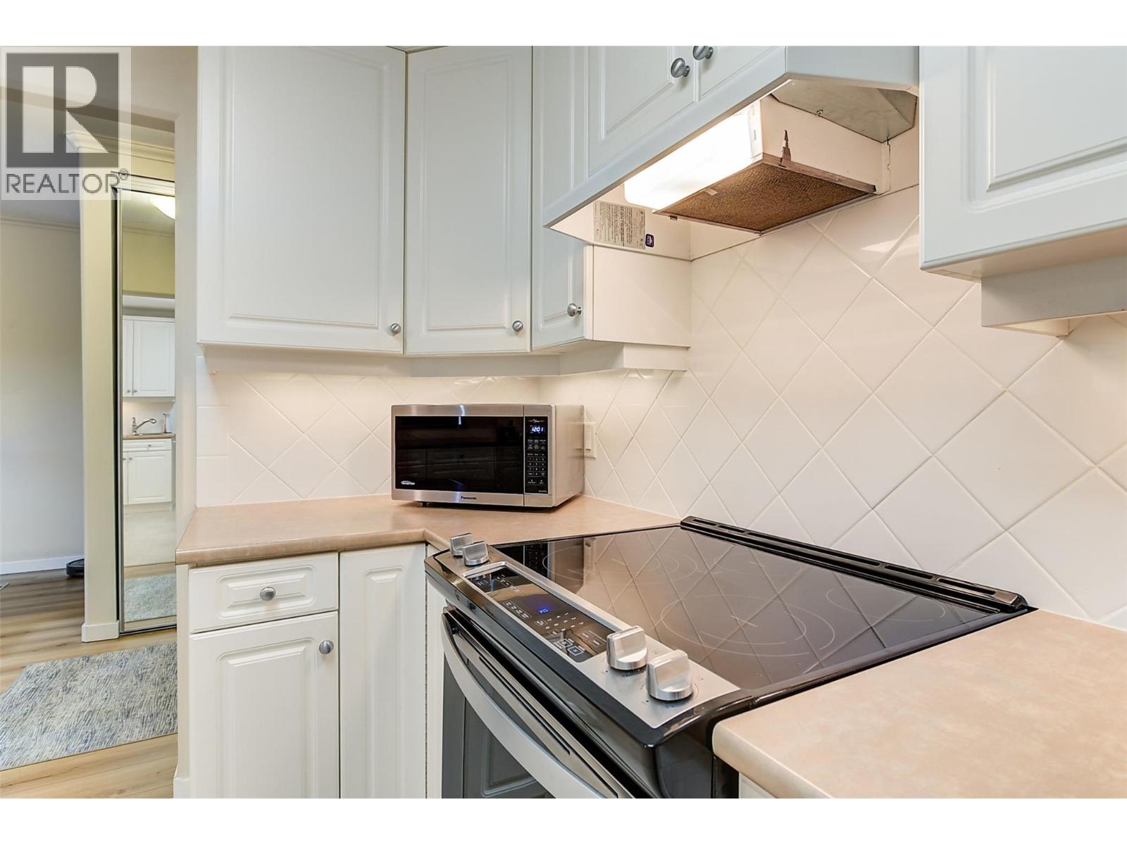 205 303 Whitman Road, Kelowna