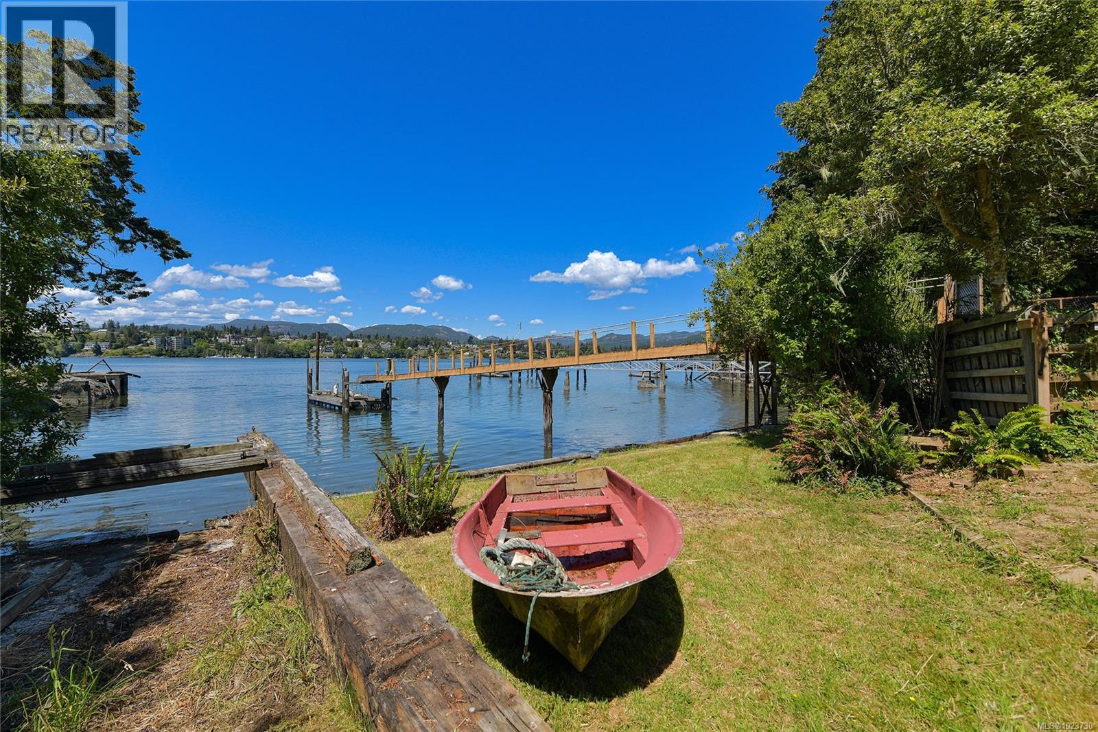 6528 THORNETT Rd, Sooke