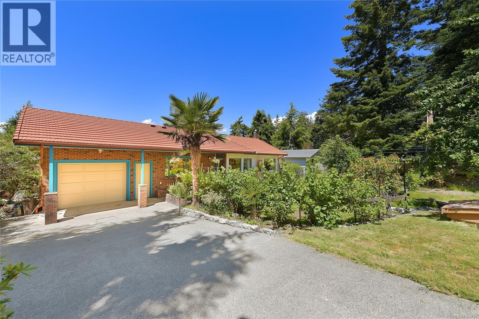 6528 THORNETT Rd, Sooke