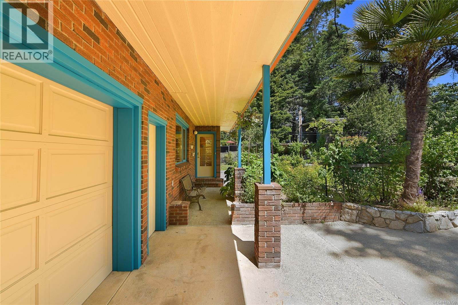 6528 THORNETT Rd, Sooke