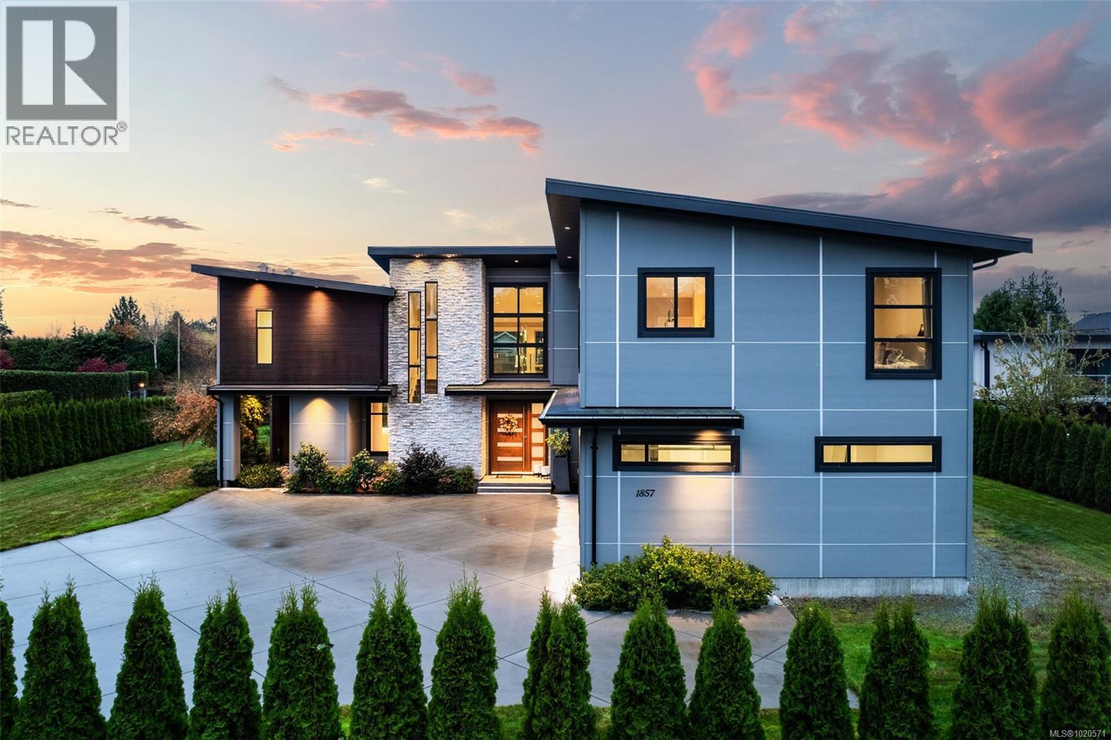 1857 McMicken Rd, North Saanich