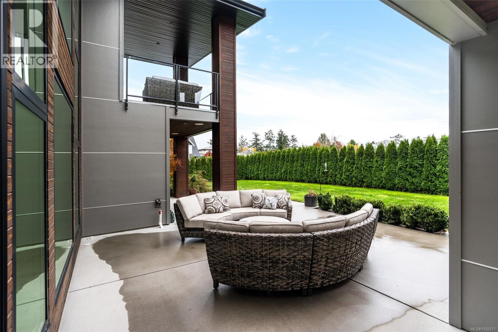 1857 McMicken Rd, North Saanich