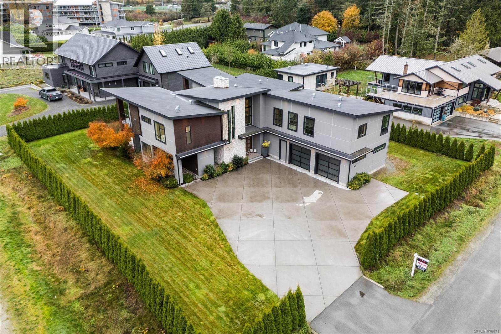 1857 McMicken Rd, North Saanich