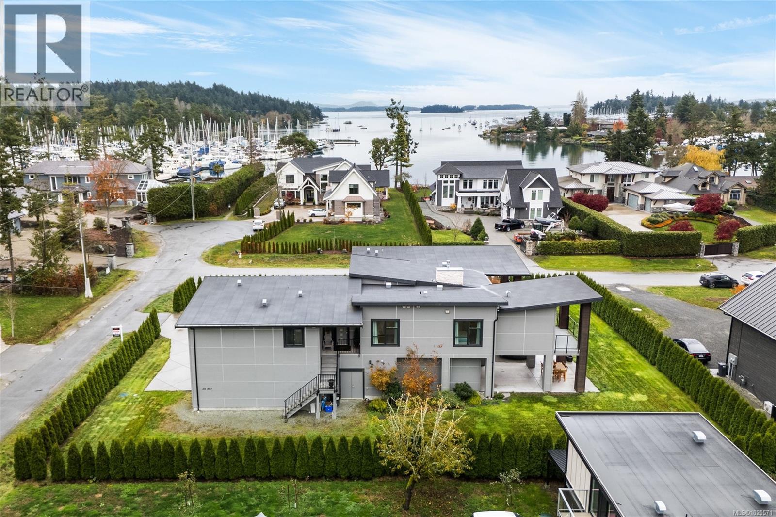 1857 McMicken Rd, North Saanich