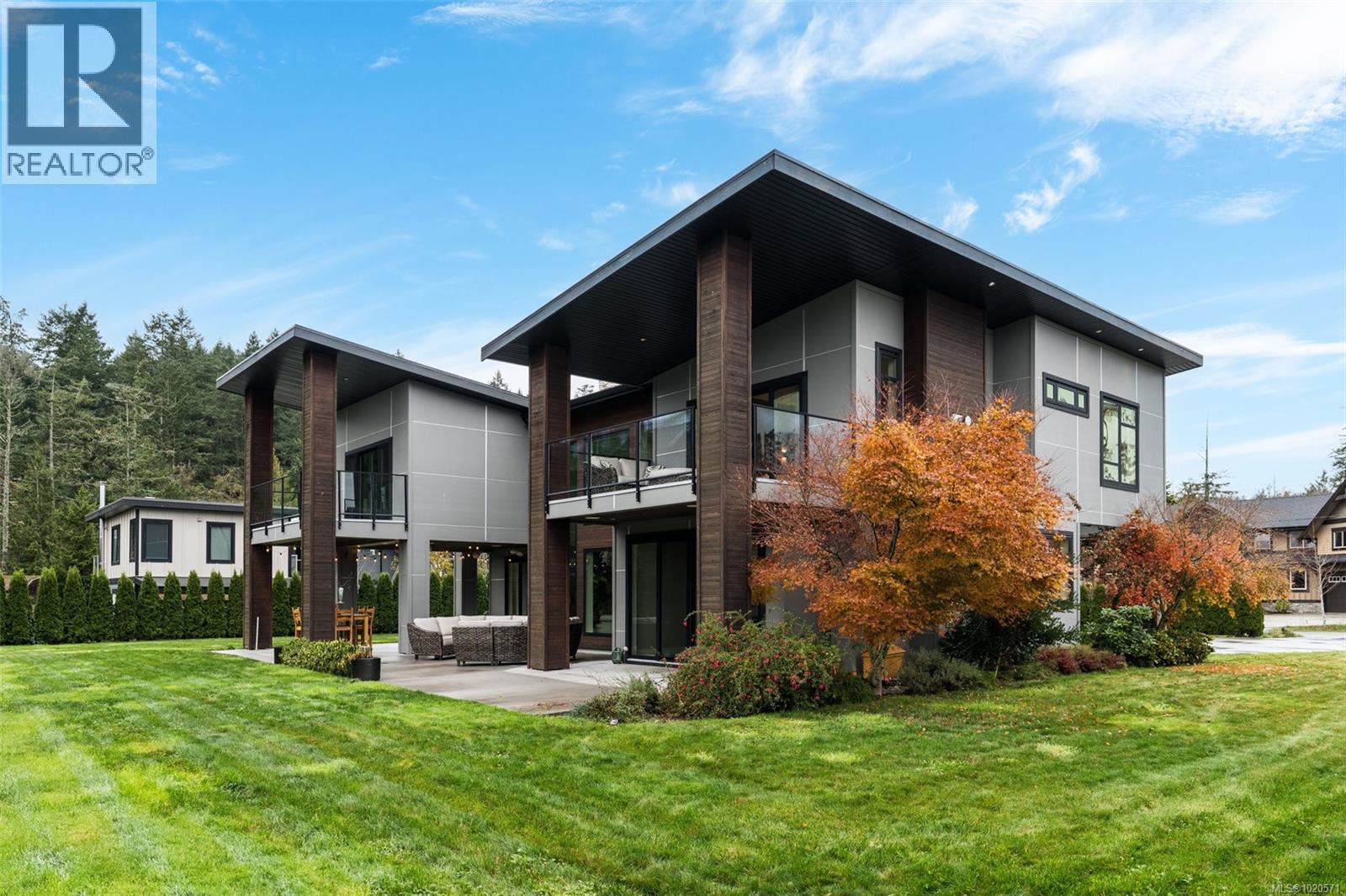 1857 McMicken Rd, North Saanich