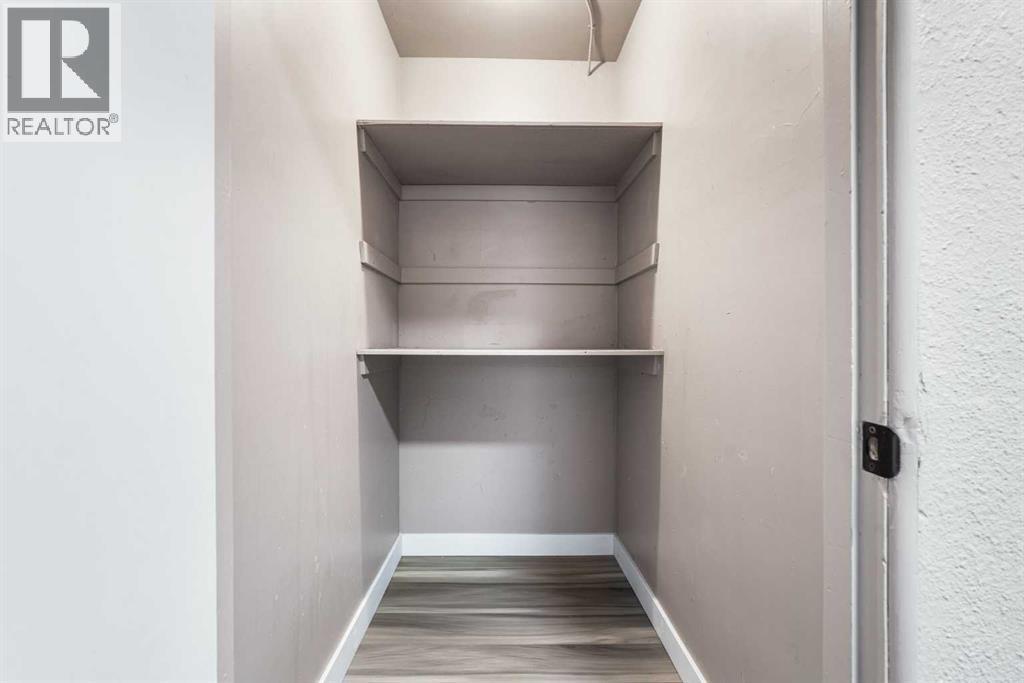 Multi-family House for Sale in   Avenue SW Bankview Calgary 