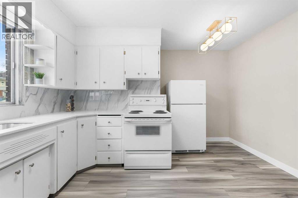 Multi-family House for Sale in   Avenue SW Bankview Calgary 