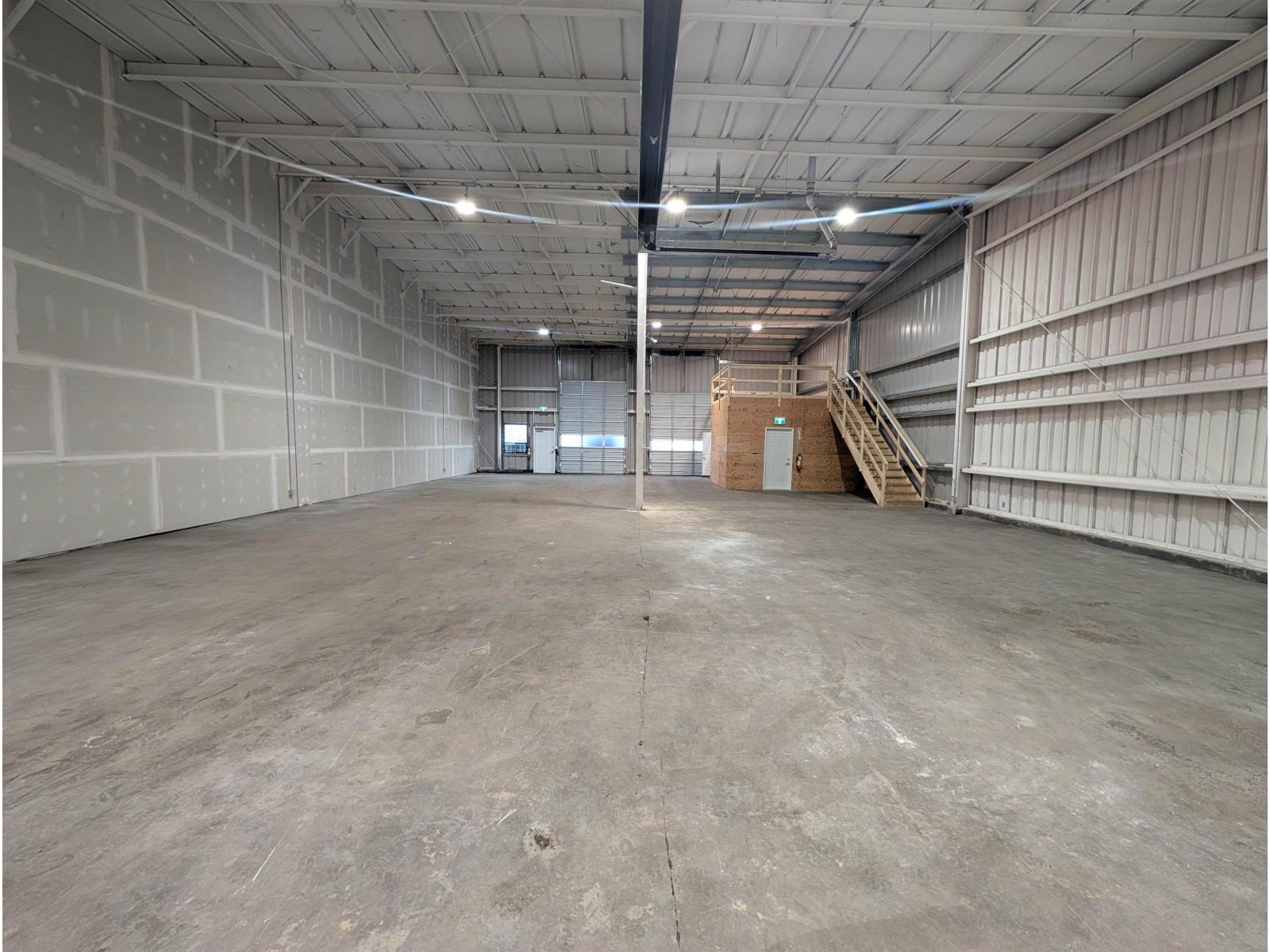 Industrial in Langley - Image 11