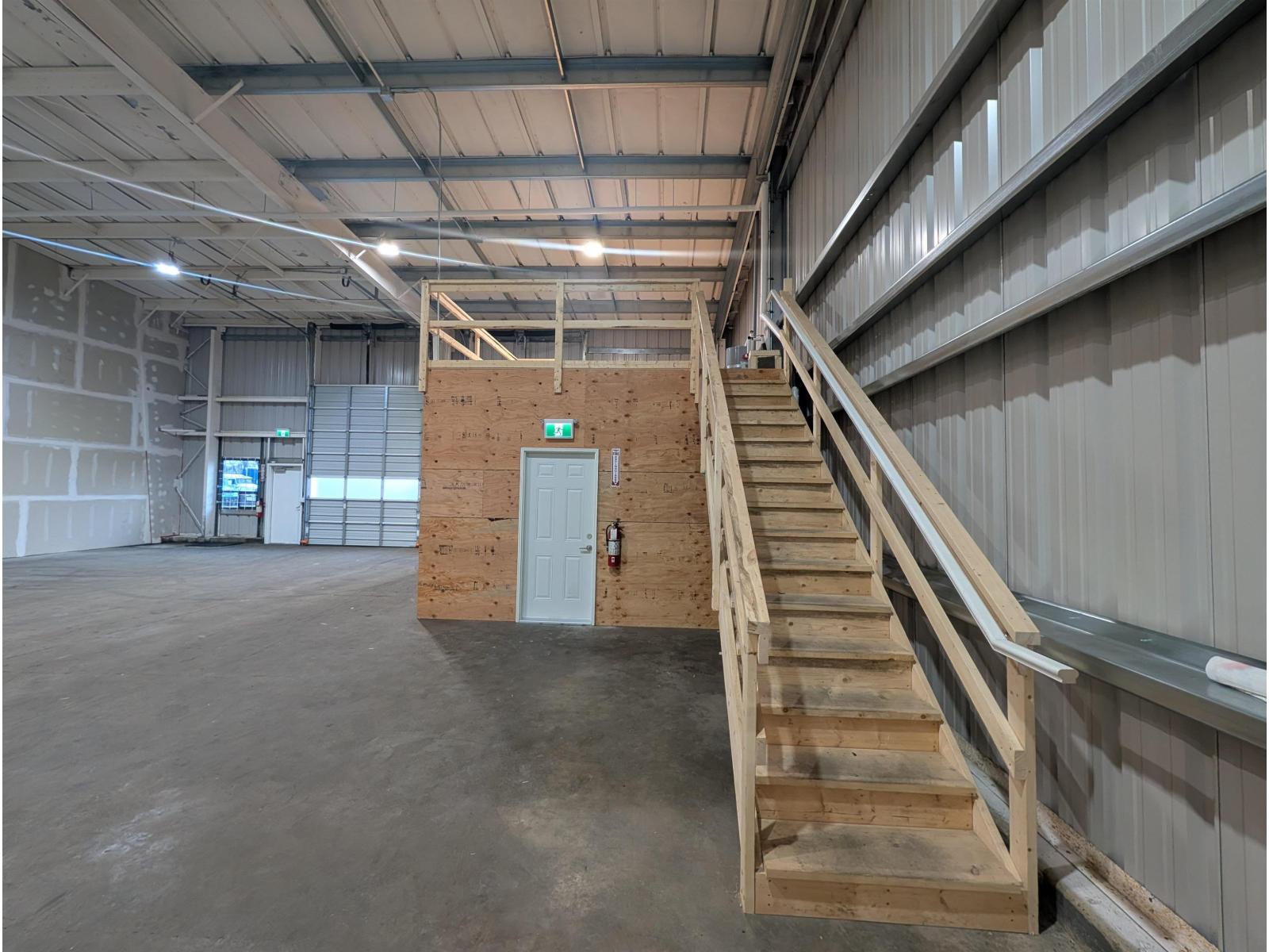 Industrial in Langley - Image 13