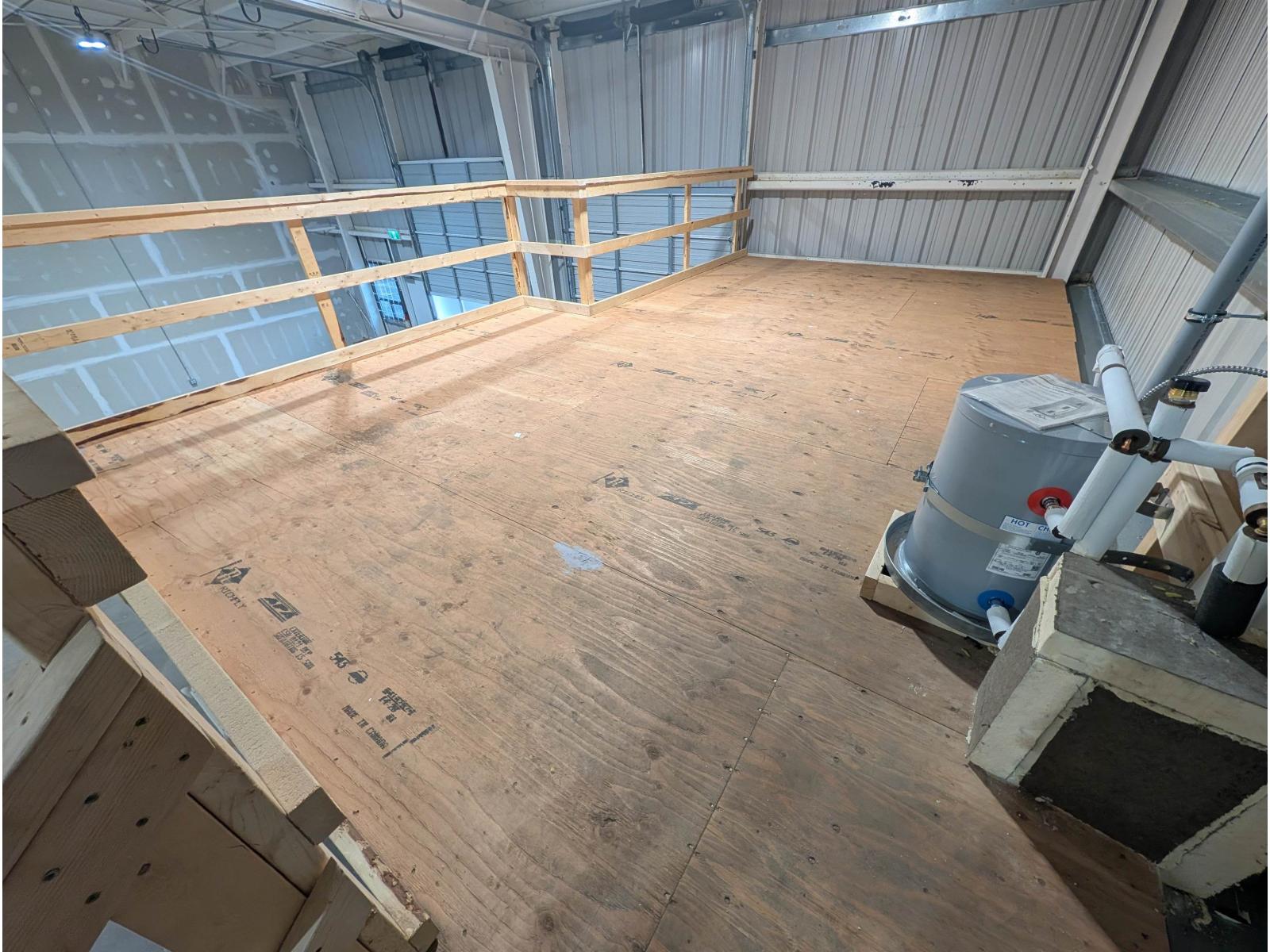 Industrial in Langley - Image 14