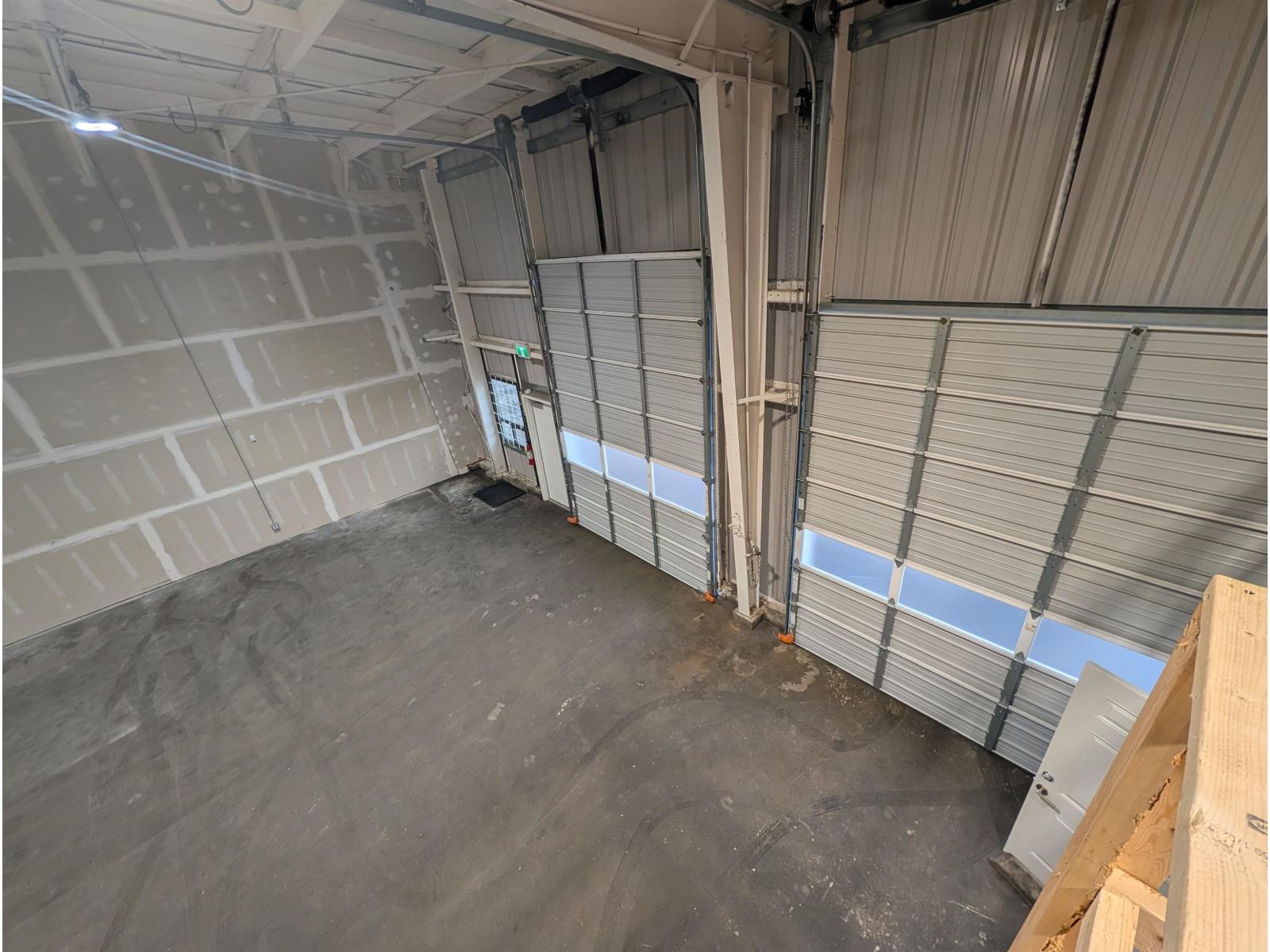 Industrial in Langley - Image 17
