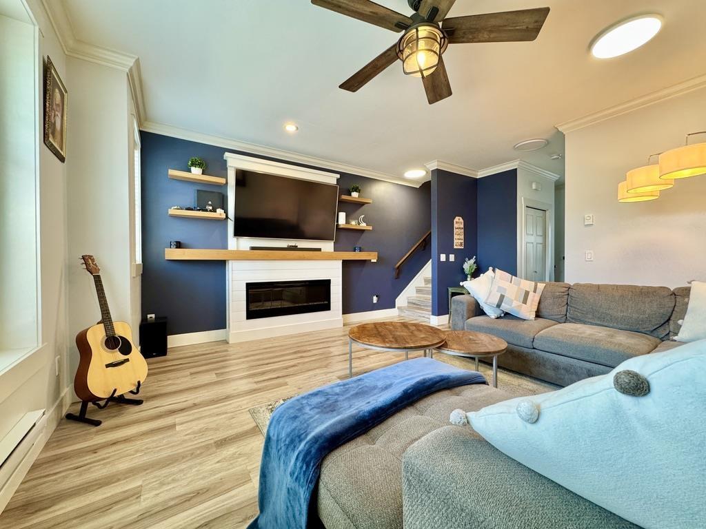 17 33860 MARSHALL ROAD, Abbotsford