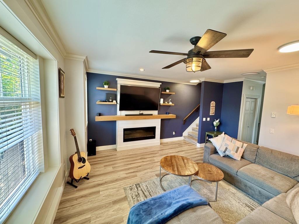 17 33860 MARSHALL ROAD, Abbotsford