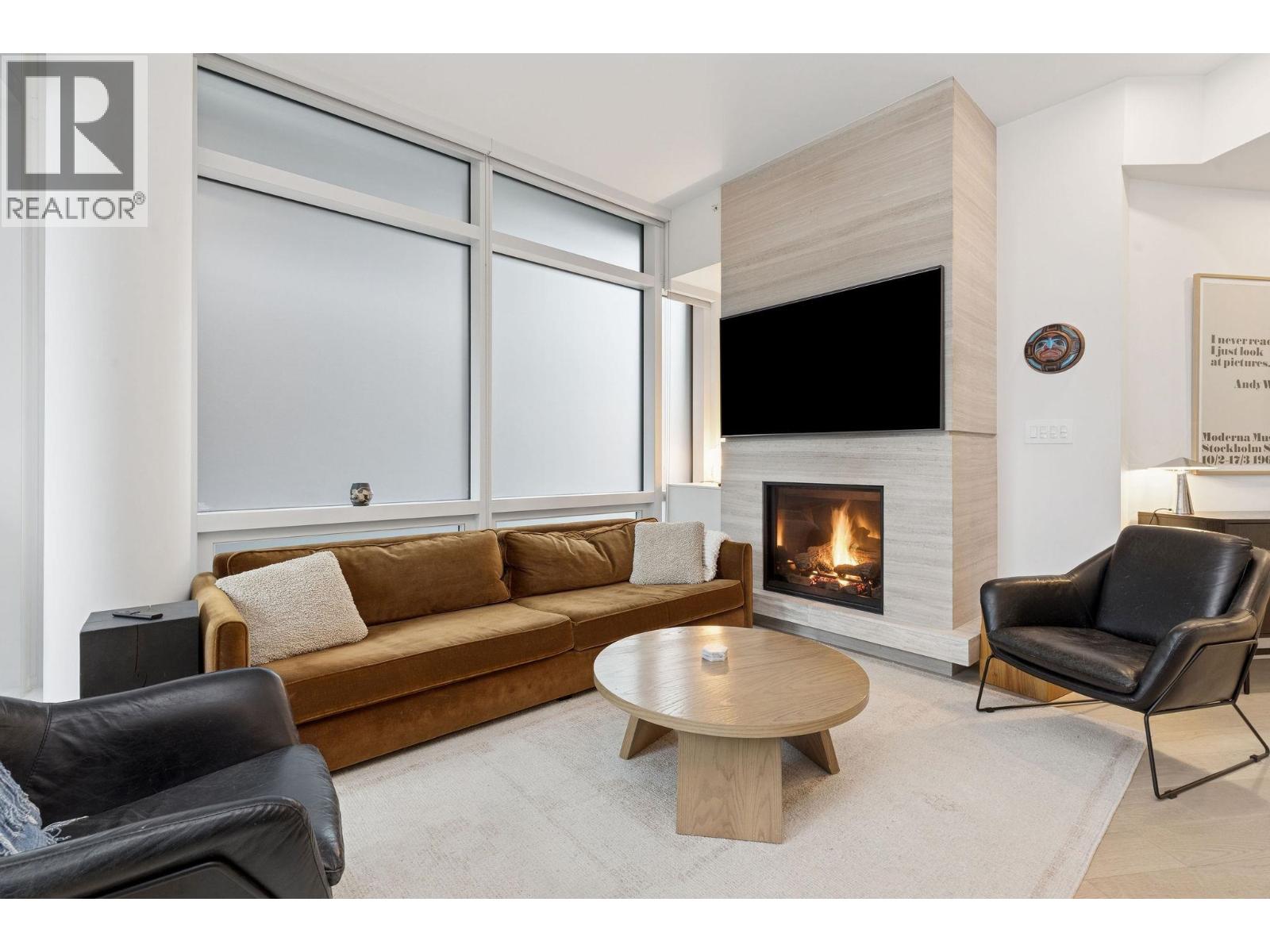 401 6699 NELSON AVENUE, West Vancouver