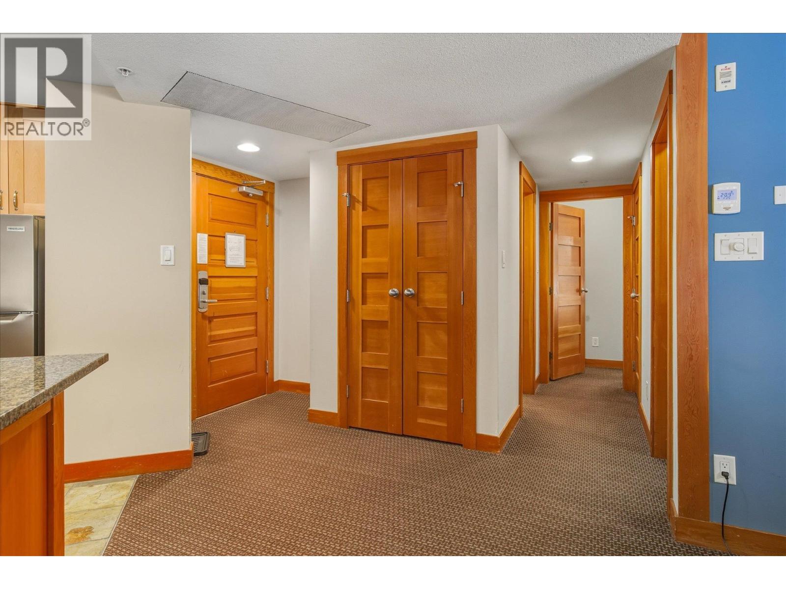 226A 2036 LONDON LANE, Whistler