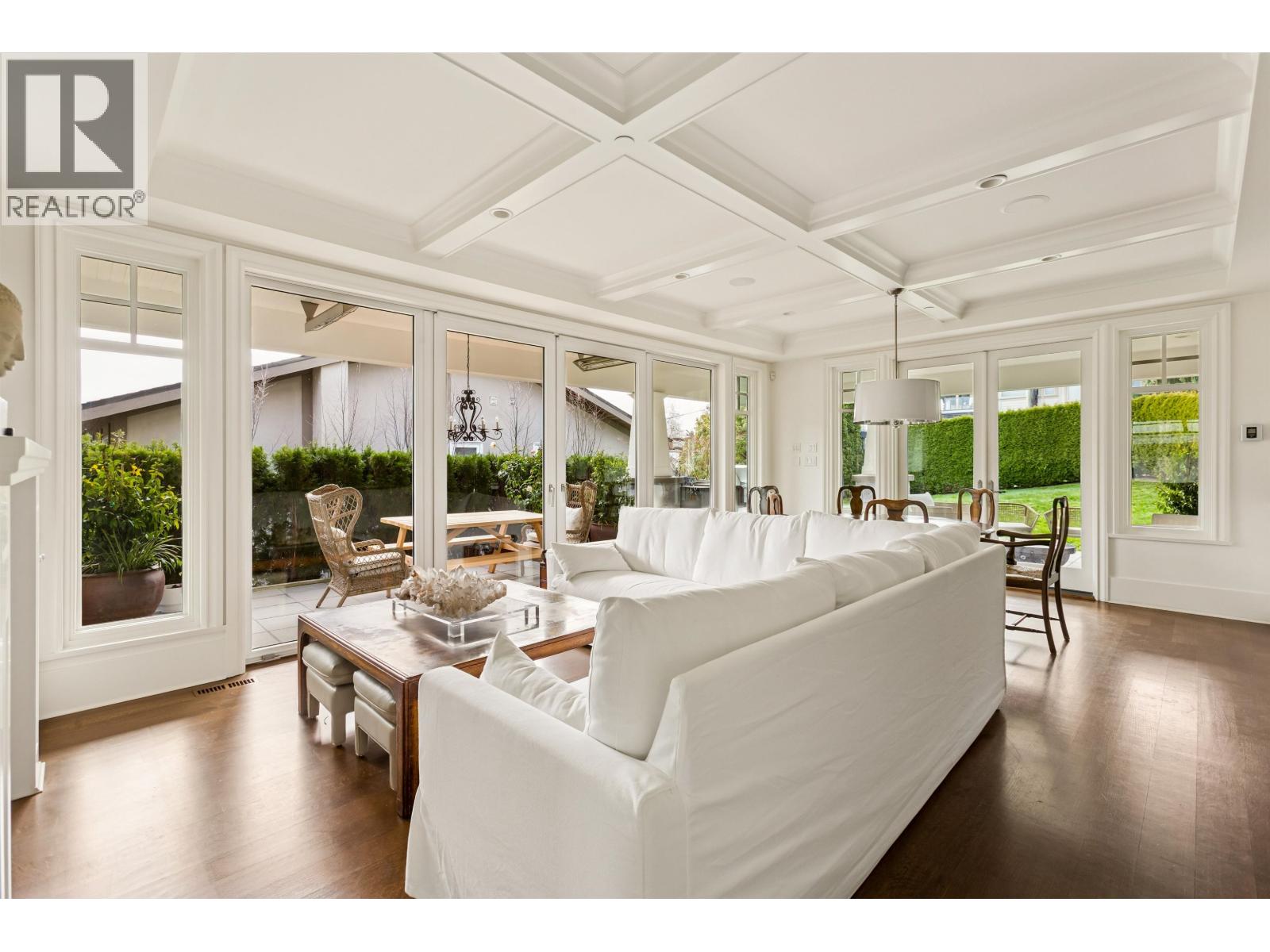 1398 LAWSON AVENUE, West Vancouver