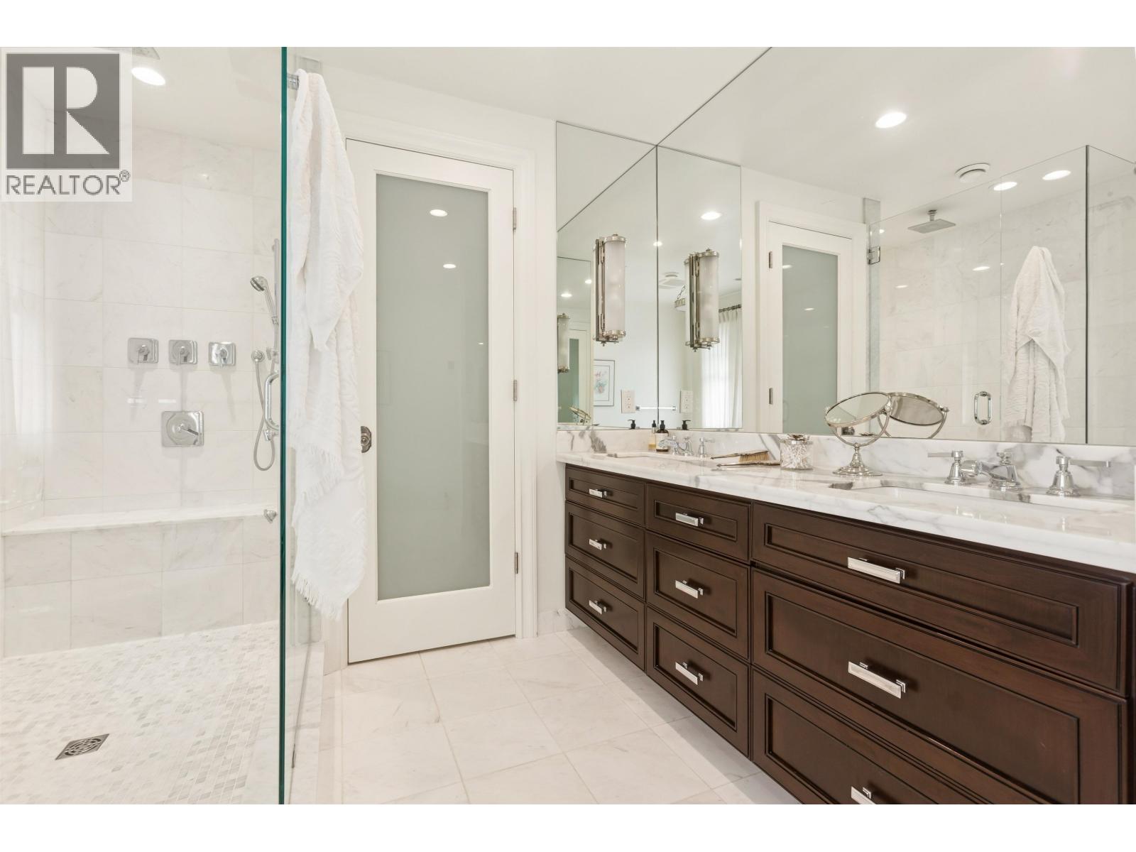 1398 LAWSON AVENUE, West Vancouver