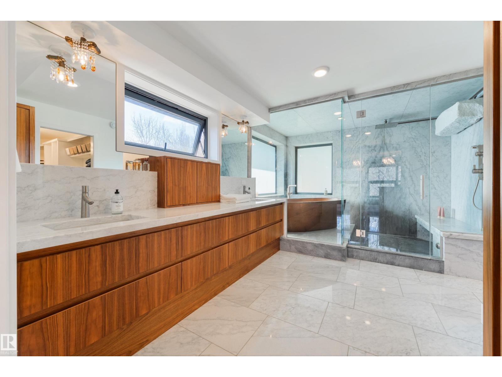 9213 97 ST NW, Edmonton