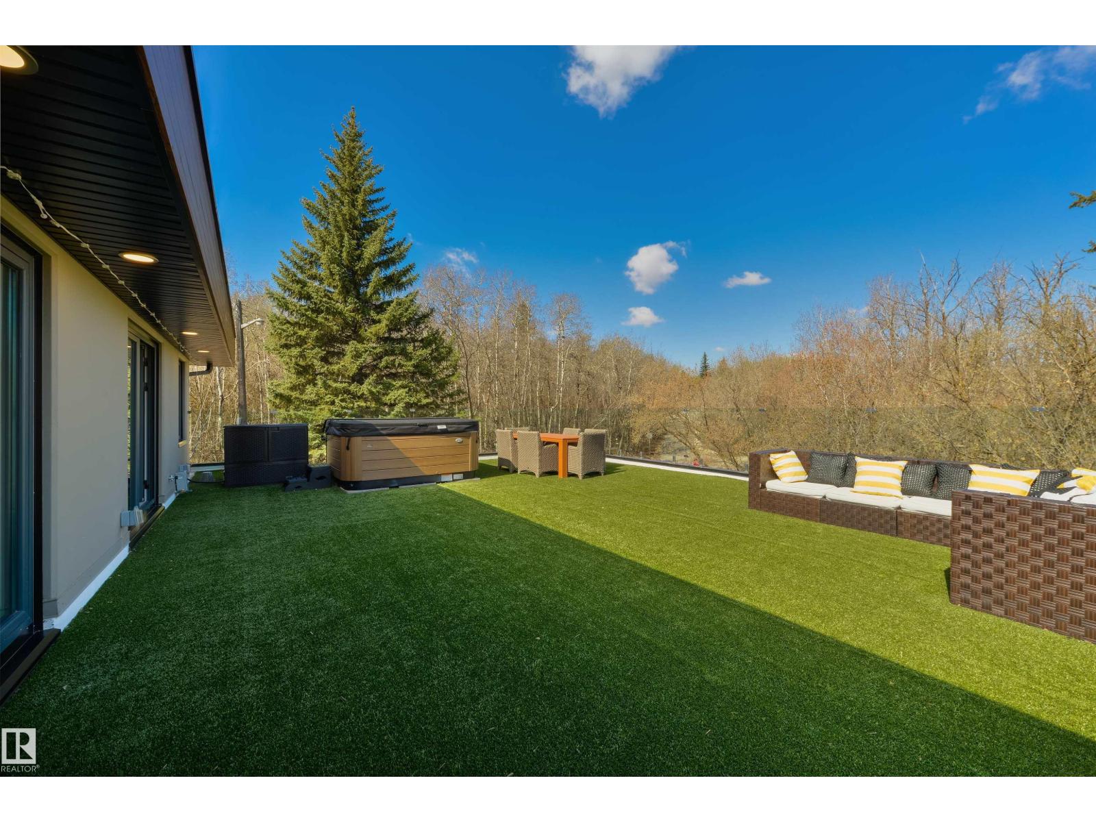 9213 97 ST NW, Edmonton