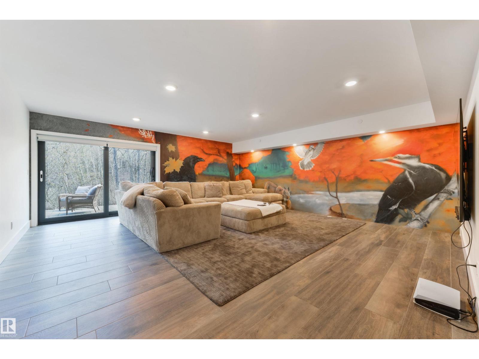 9213 97 ST NW, Edmonton