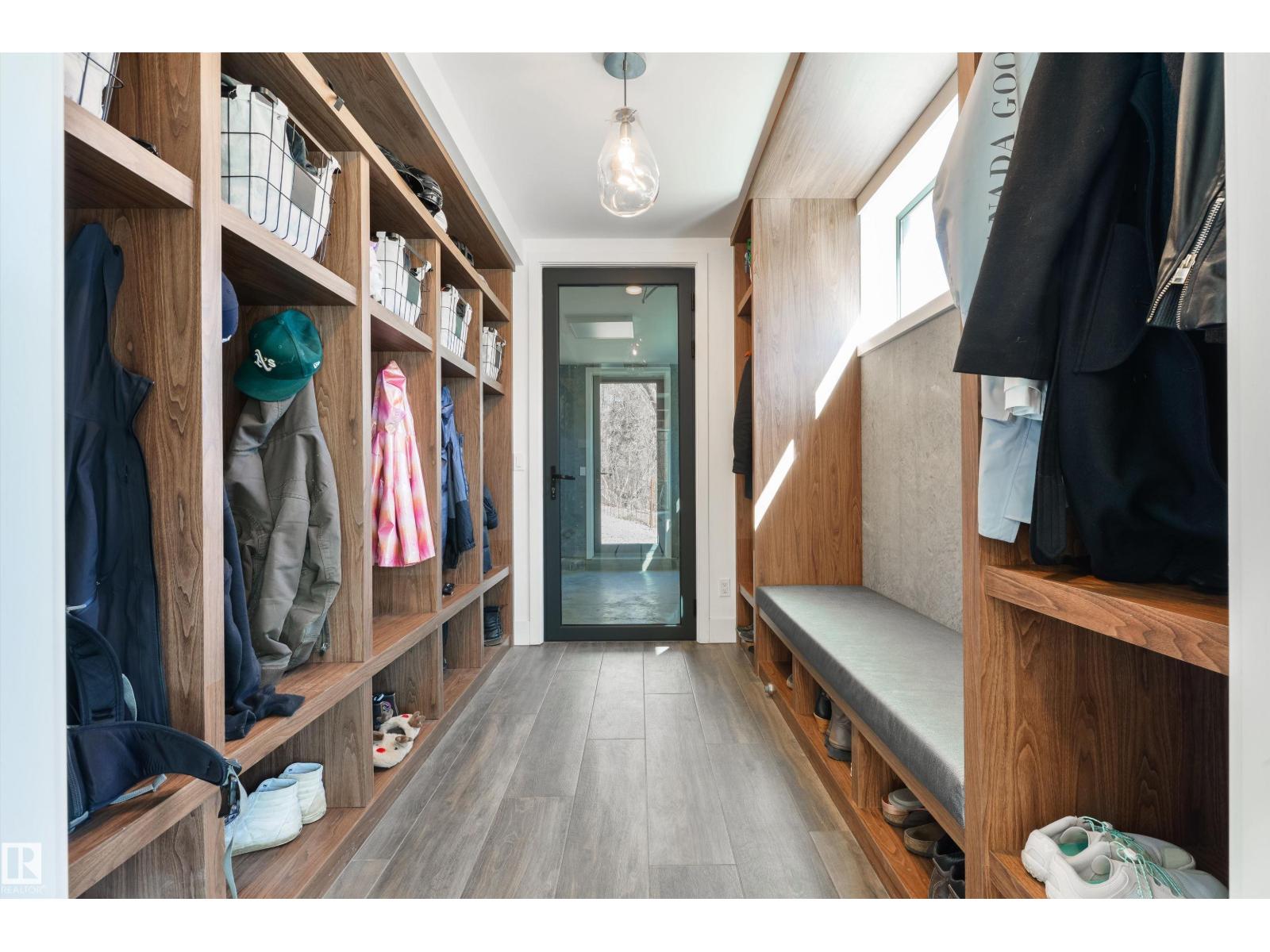 9213 97 ST NW, Edmonton