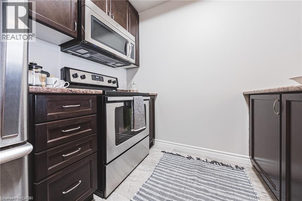 #221 35 SOUTHSHORE CRESCENT - 7