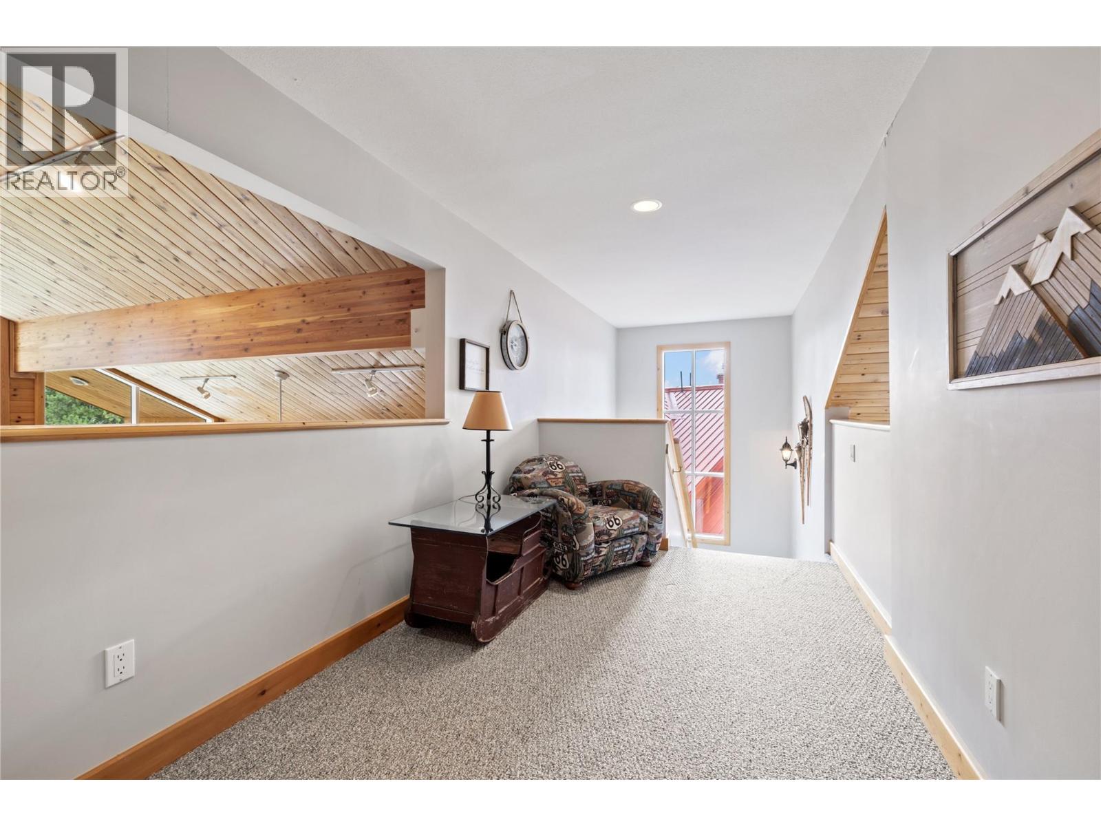 A 5946 Snow Pines Crescent, Big White