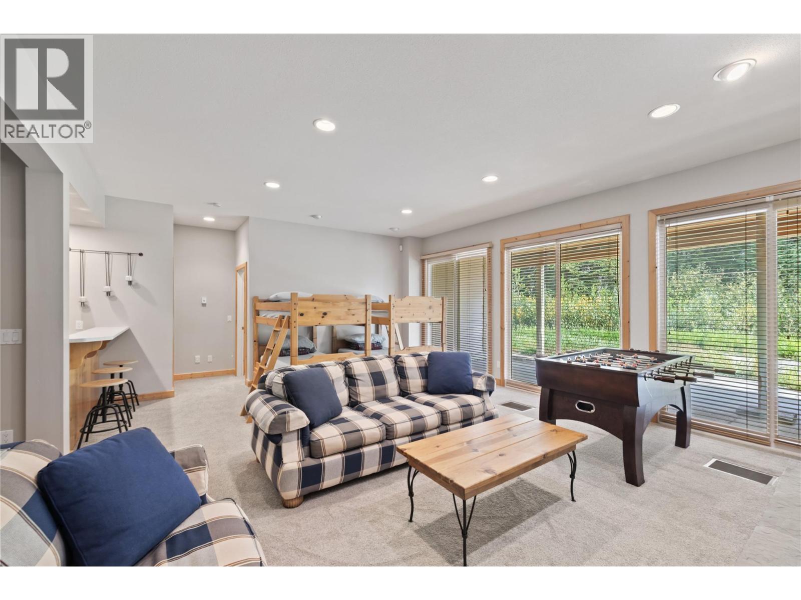 A 5946 Snow Pines Crescent, Big White