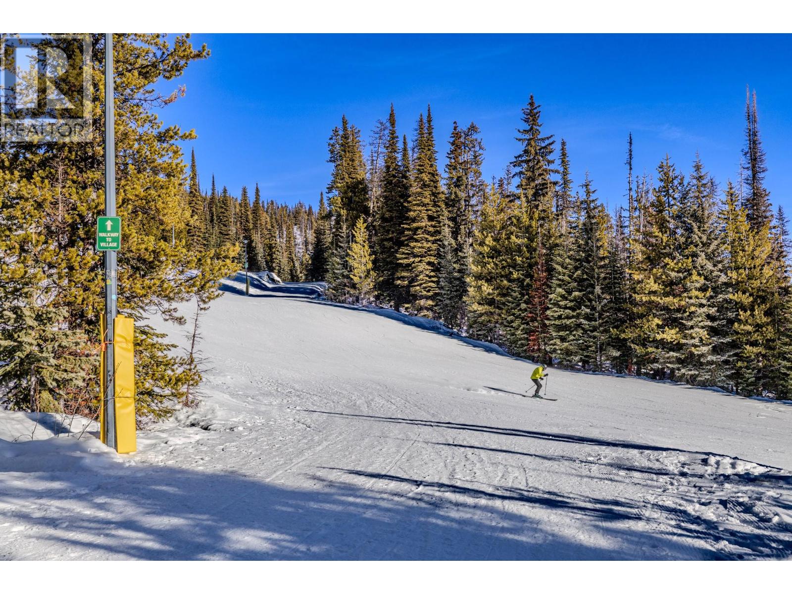 A 5946 Snow Pines Crescent, Big White