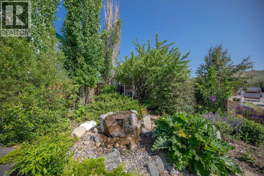 125 River Avenue, Cochrane