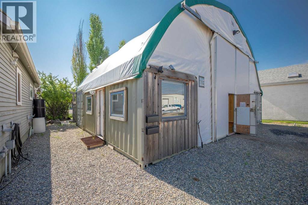 125 River Avenue, Cochrane