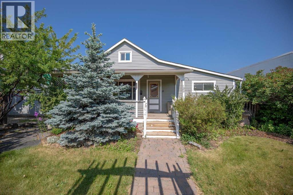 125 River Avenue, Cochrane