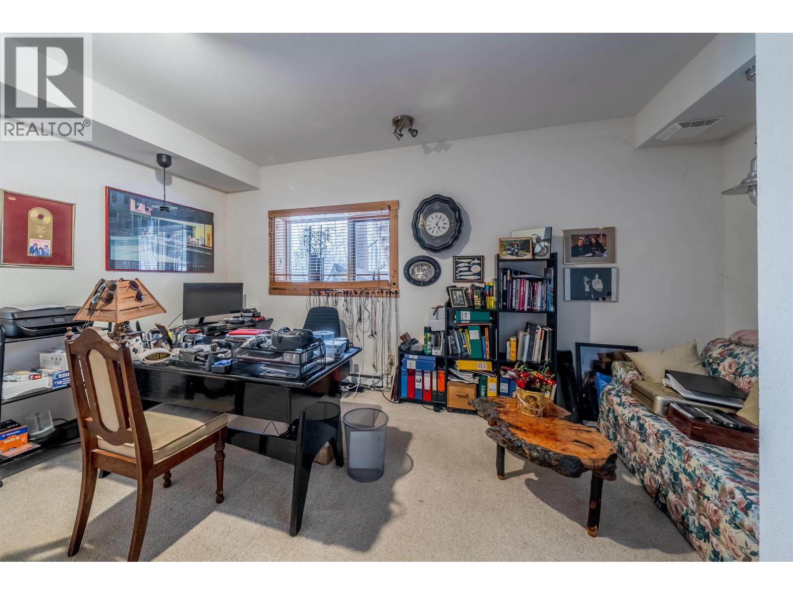 5565 BACKVALLEY ROAD - 23