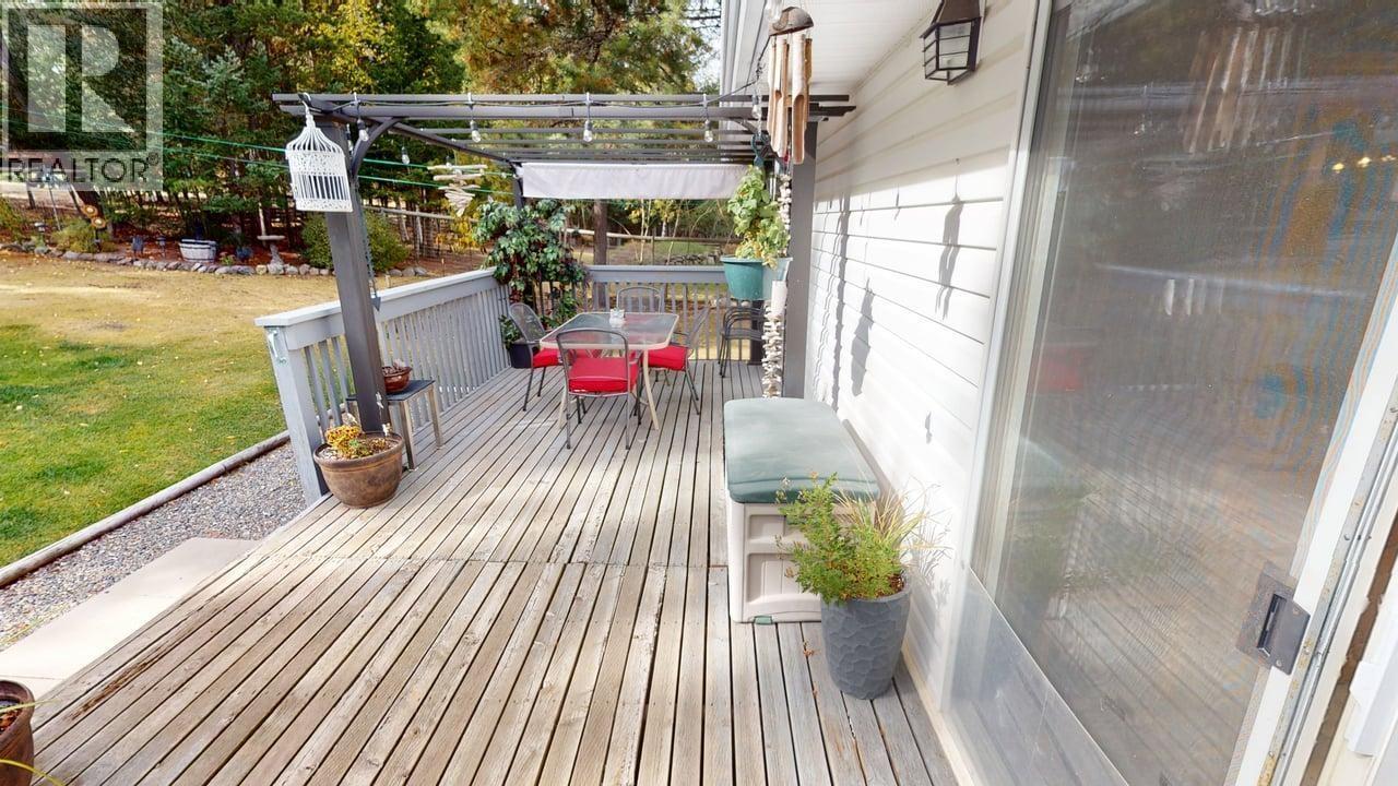 5270 MACKAY CRESCENT - 12