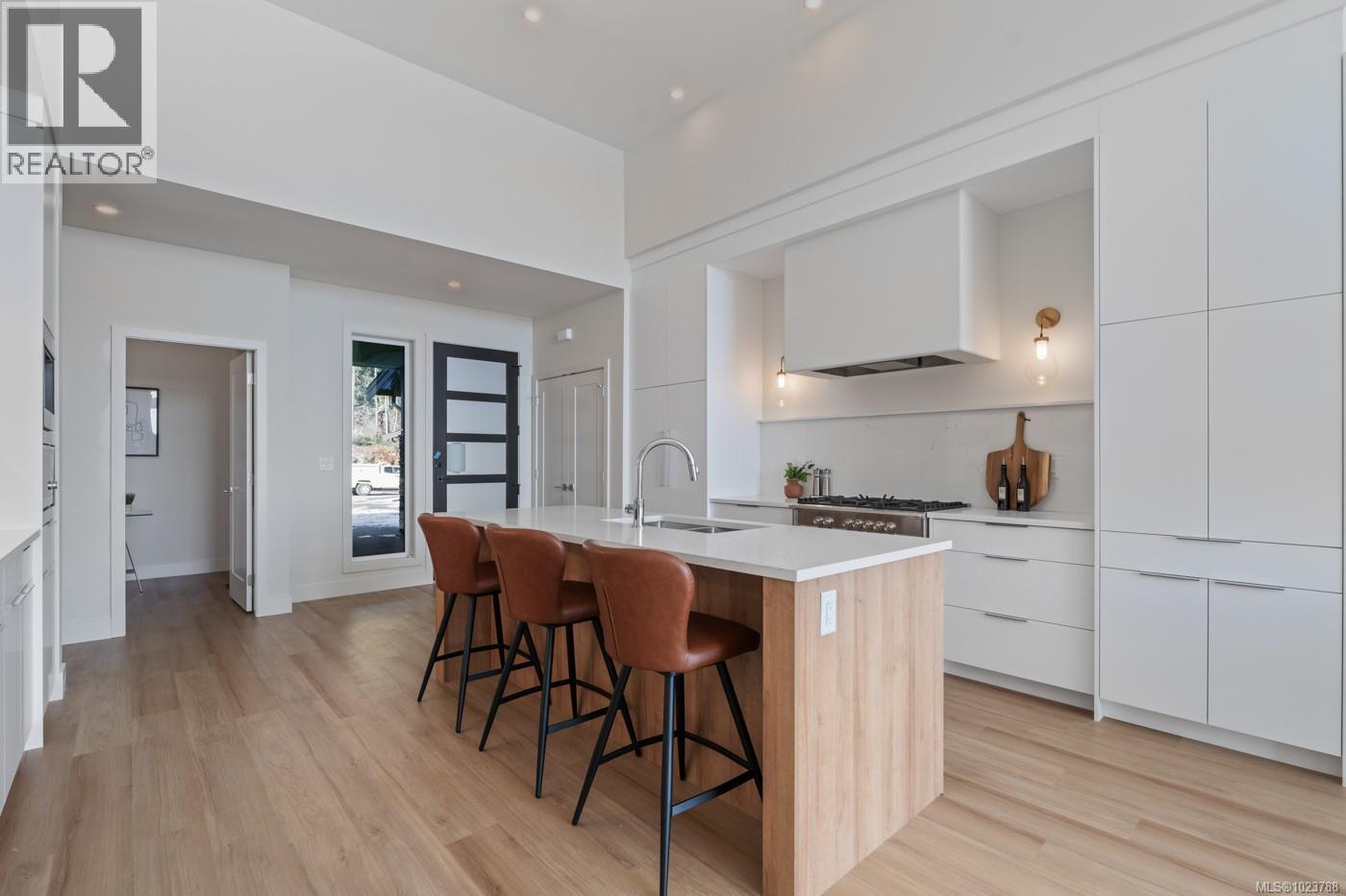 109 2332 Copper Rock Crt, Langford