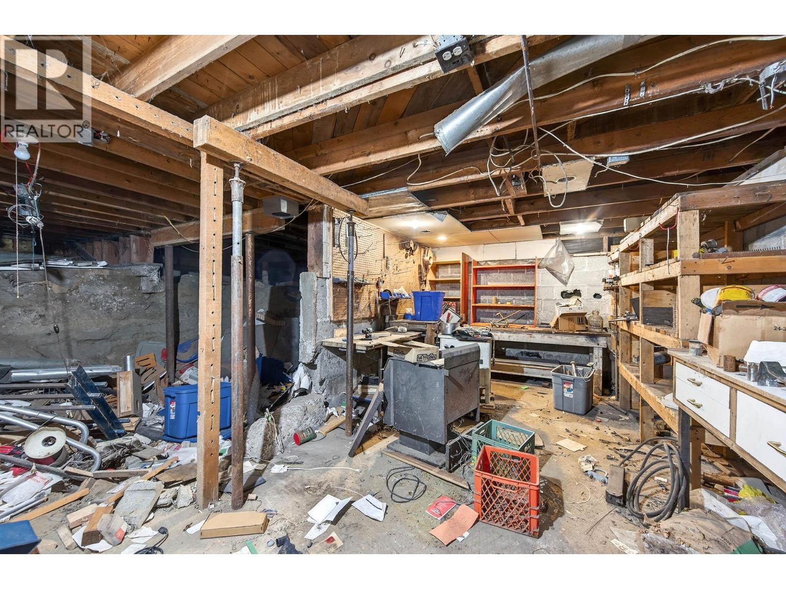 439 Campbell Avenue - 13
