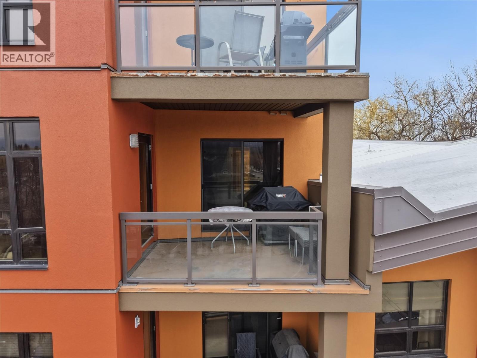 559 654 Cook Road, Kelowna