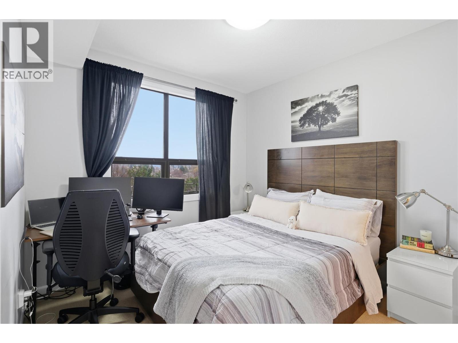 559 654 Cook Road, Kelowna