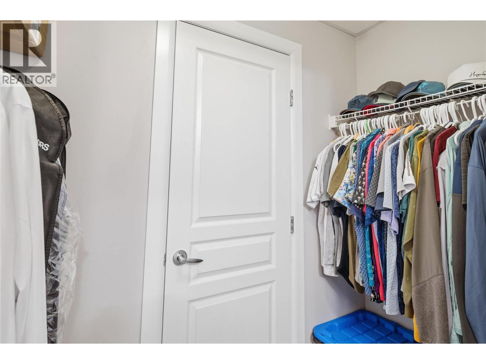 559 654 Cook Road, Kelowna